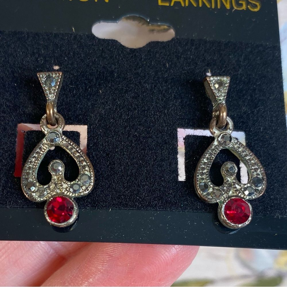 Vintage Garnet Earrings Dangle Style Elegant Silver and Red Heart Design